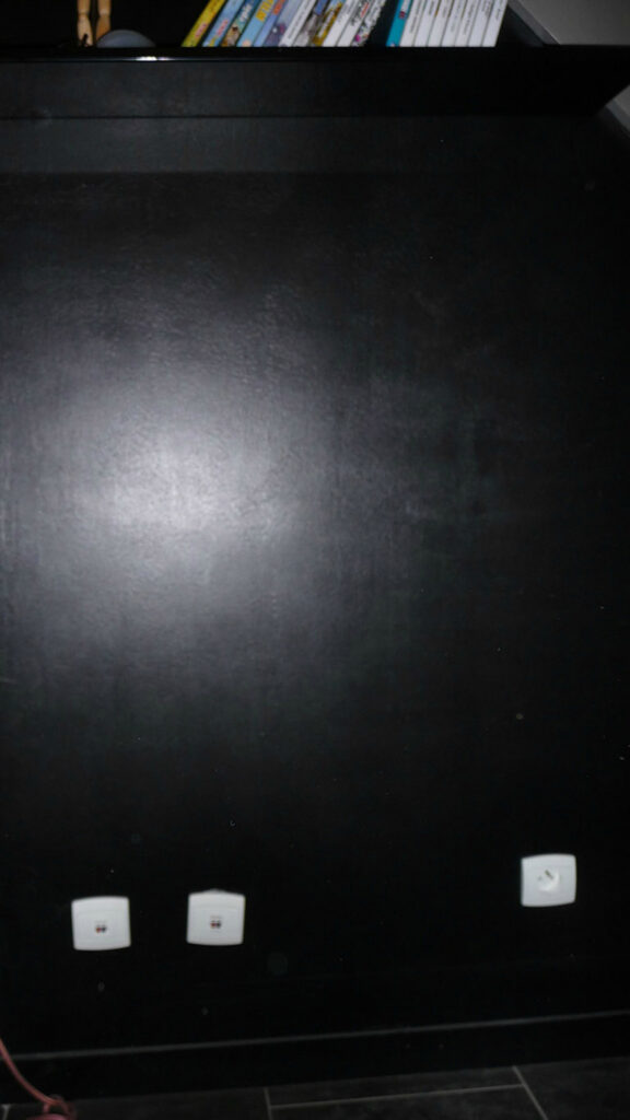 Prise électrique commandée