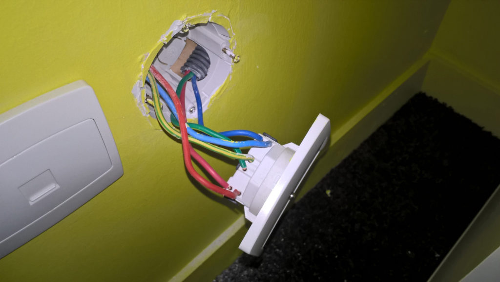 Prise électrique USB