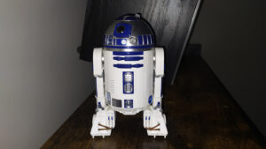 Lire la suite à propos de l’article R2-D2. [Le jouet de chez sphero.com.]