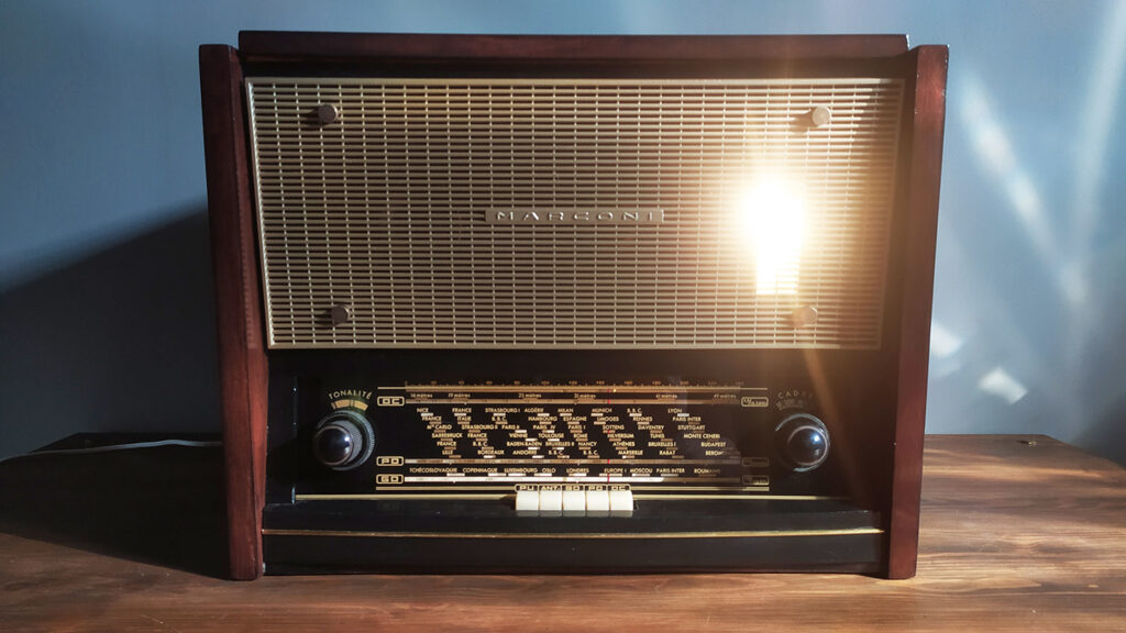 Radio Marconi 66C bluetooth