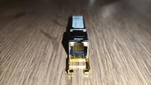 Lire la suite à propos de l’article Module SFP+ 10G GoodTop. [En RJ45.]